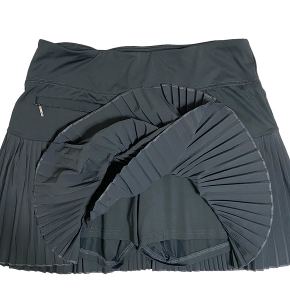 GGBlue Lux Sport Skort Size M Dark gray Tennis Pickleball - Picture 3 of 7